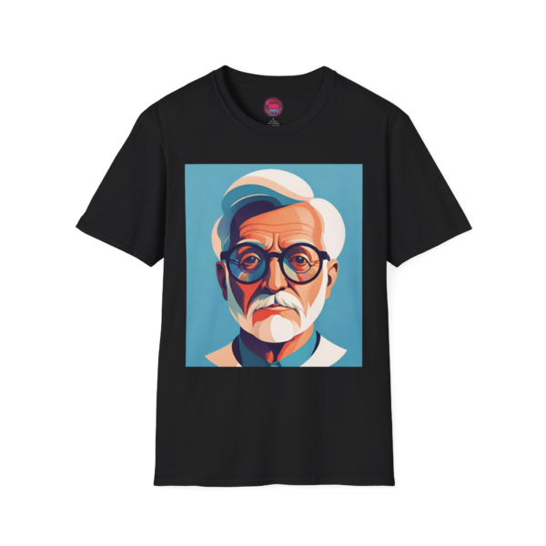 Vintage-Inspired Iconic Portrait Design Unisex Softstyle T-Shirt