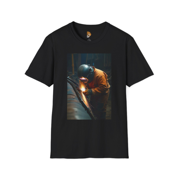 Welding Worker Graphic T-Shirt - Perfect for Tradespeople and DIY Enthusiasts