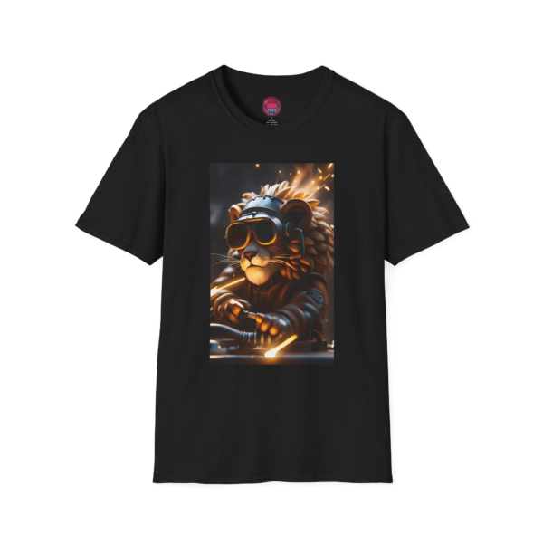 Retro Lion DJ Unisex Softstyle T-Shirt | Perfect Gift for Music Lovers & Party Goers